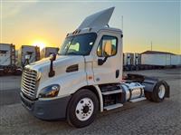 2016 Freightliner CASCADIA 113