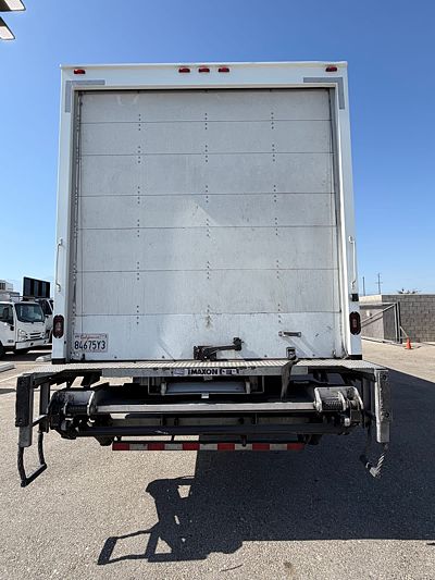 2018 Freightliner M2 106