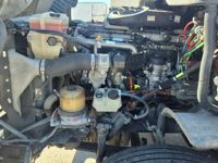 2016 Freightliner CASCADIA 125