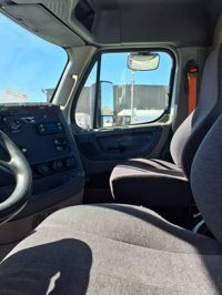 2019 Freightliner CASCADIA 125