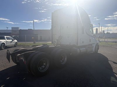 2020 Freightliner NEW CASCADIA PX12664