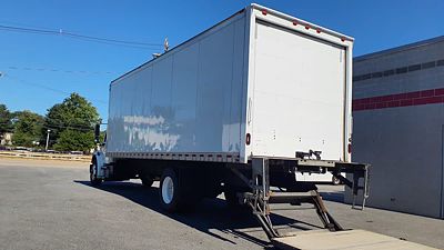 2019 Freightliner M2 106