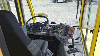 2021 Autocar ACTT42