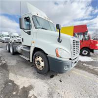 2017 Freightliner CASCADIA 125