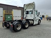 2019 Freightliner CASCADIA 125