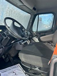 2018 Freightliner M2 106