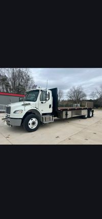 2020 Freightliner M2 106