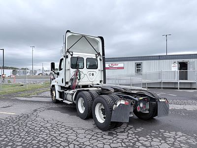 2020 Freightliner CASCADIA 125