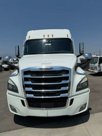 2020 Freightliner NEW CASCADIA 126