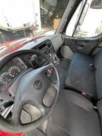 2017 Freightliner M2 106
