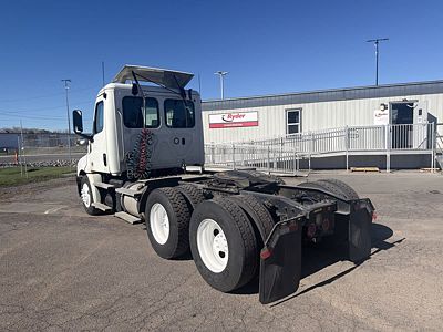 2020 Freightliner NEW CASCADIA PX12664