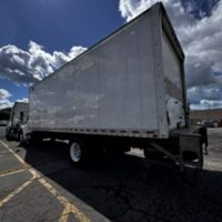 2018 Freightliner M2 106