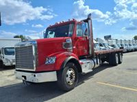 2011 Freightliner CORONADO 122