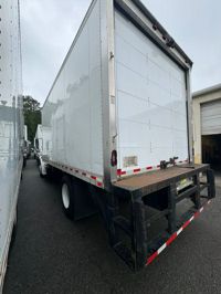 2020 Freightliner M2 106