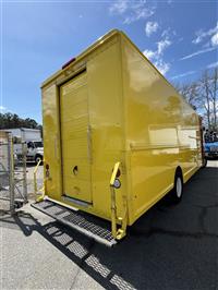 2017 Freightliner MT55