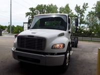 2020 Freightliner M2 106