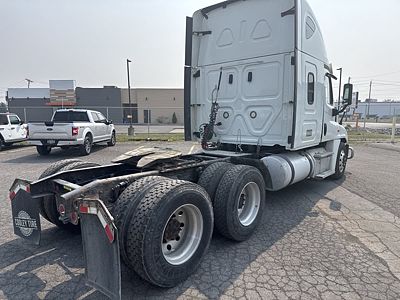 2019 Freightliner CASCADIA 125