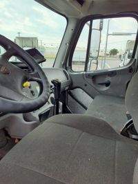 2017 Freightliner M2 106