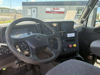 2019 International RH613