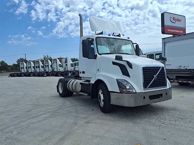 2016 Volvo VNL42T