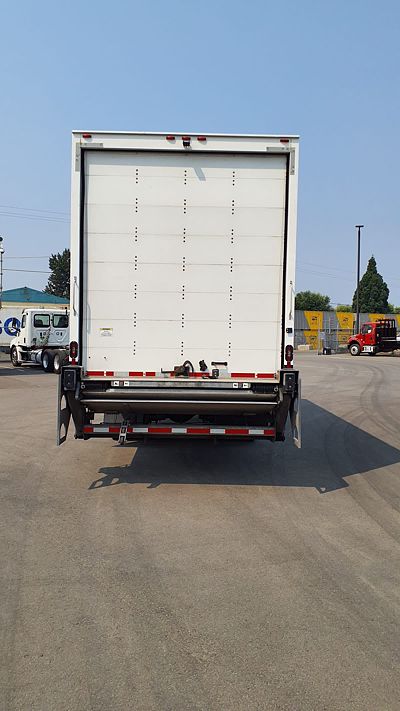 2023 Freightliner M2 106