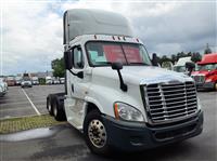 2016 Freightliner CASCADIA 125