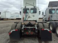 2019 Freightliner CASCADIA 113