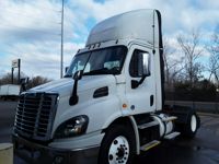 2017 Freightliner CASCADIA 113
