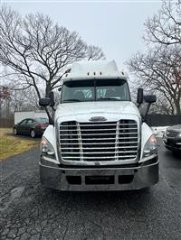 2015 Freightliner CASCADIA 125