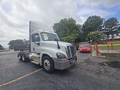 2019 Freightliner CASCADIA 125
