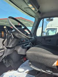 2018 Freightliner 108SD