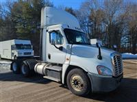 2018 Freightliner CASCADIA 125