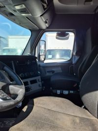 2019 Freightliner NEW CASCADIA PX12664