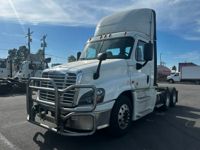 2019 Freightliner CASCADIA 125