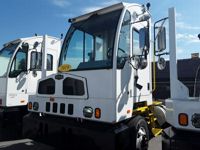 2019 Autocar YARD TRACTOR