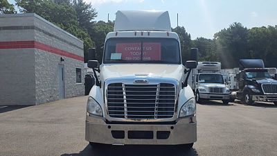 2018 Freightliner CASCADIA 125