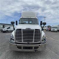 2018 Freightliner CASCADIA 125