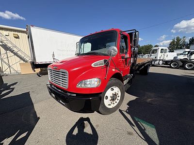 2019 Freightliner M2 106