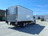 2017 Freightliner M2 106