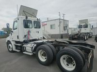 2019 Freightliner NEW CASCADIA PX12664