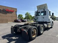 2019 Freightliner CASCADIA 125