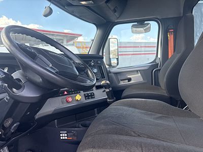 2021 Freightliner NEW CASCADIA PX12664