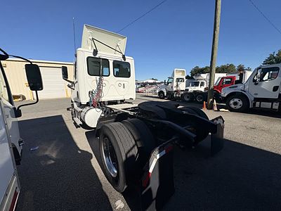 2020 Freightliner NEW CASCADIA 126