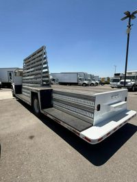 2016 Freightliner M2 106