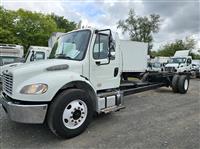 2017 Freightliner M2 106
