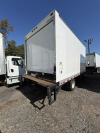 2018 Isuzu NPR HD