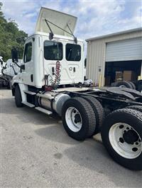 2019 Freightliner CASCADIA 125