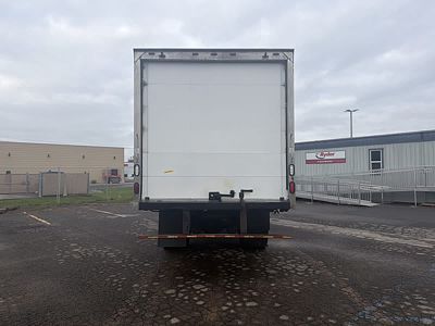 2015 Freightliner M2 106
