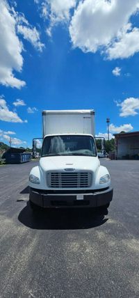 2019 Freightliner M2 106