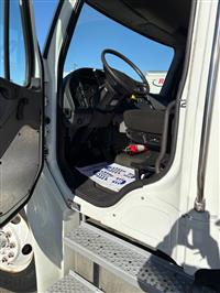 2016 Freightliner M2 106